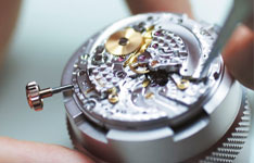 萧邦表摇起来有响声是不是假的